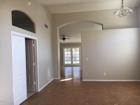325 S Abilene Dr, Gilbert, AZ 85233 photo 3