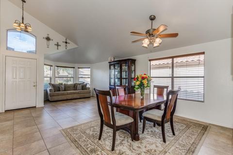 2335 S Peppertree Dr, Gilbert, AZ 85295 photo 2