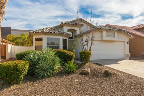2335 S Peppertree Dr, Gilbert, AZ 85295 photo 1