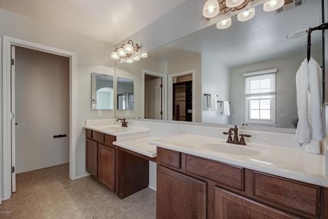 2776 S Bahama Dr, Gilbert, AZ 85295 photo 11