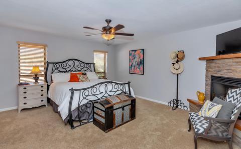 10609 E Fenimore Rd, Mesa, AZ 85207 photo 18