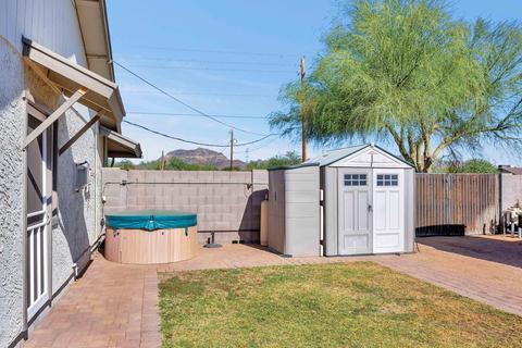 10609 E Fenimore Rd, Mesa, AZ 85207 photo 21