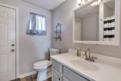 10609 E Fenimore Rd, Mesa, AZ 85207 photo 28