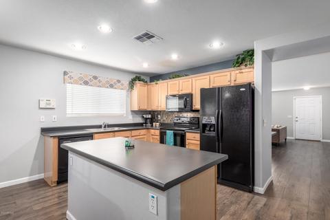 8837 S 11th Pl, Phoenix, AZ 85042 photo 5