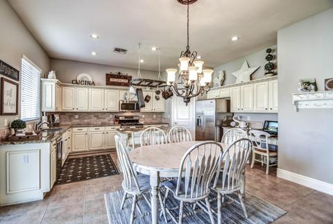 3108 E Cotton Ln, Gilbert, AZ 85234 photo 11