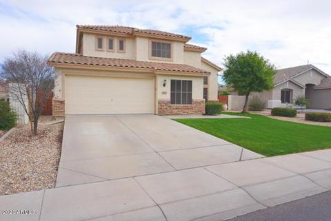 1023 S Roca St, Gilbert, AZ 85296 photo 2