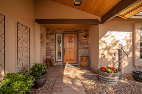 2622 E Shangri La Rd, Phoenix, AZ 85028 photo 4