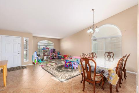 5604 S 29th Ln, Phoenix, AZ 85041 photo 5