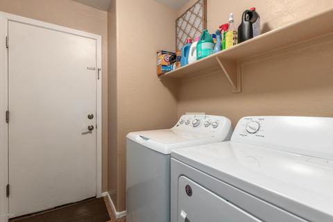 5604 S 29th Ln, Phoenix, AZ 85041 photo 24