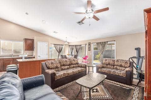 5604 S 29th Ln, Phoenix, AZ 85041 photo 9
