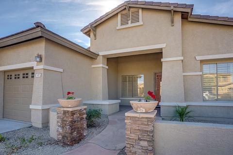 685 E Julian Dr, Gilbert, AZ 85295 photo 2
