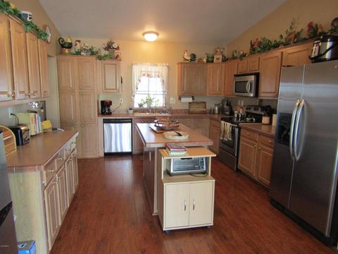 2027 E Scenic St, Apache Junction, AZ 85119 photo 2