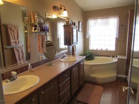 2027 E Scenic St, Apache Junction, AZ 85119 photo 18