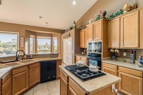 7511 E Torrey Point Cir, Mesa, AZ 85207 photo 10