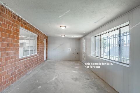 3933 W Marlette Ave, Phoenix, AZ 85019 photo 24