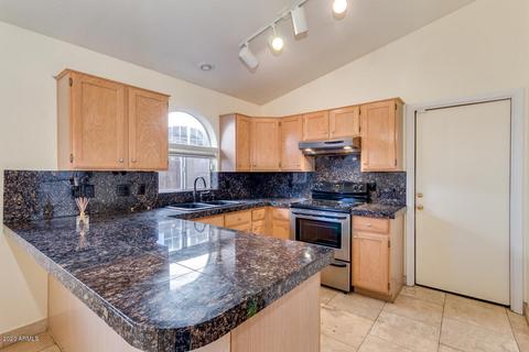 1469 E Comstock Dr, Gilbert, AZ 85296 photo 3