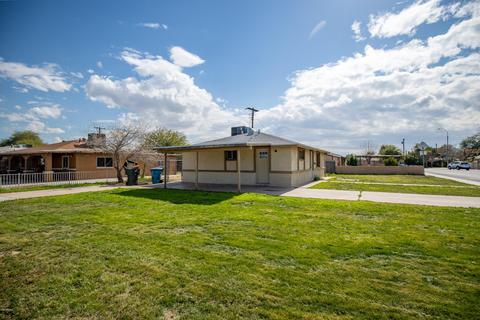 3429 N 64th Dr, Phoenix, AZ 85033 photo 4