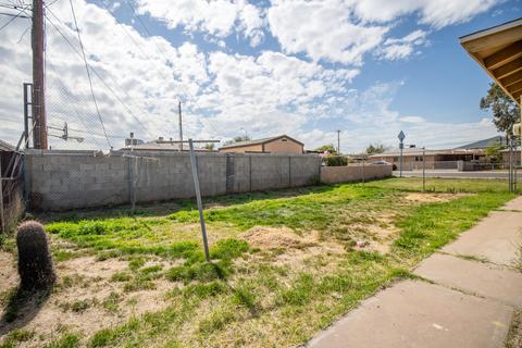 3429 N 64th Dr, Phoenix, AZ 85033 photo 13