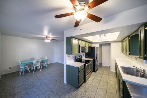 5 E Loma Ln, Phoenix, AZ 85020 photo 8