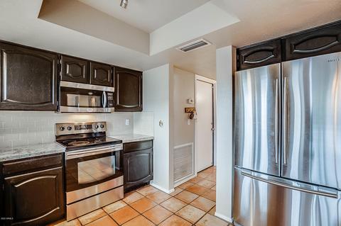 3207 E Wescott Dr, Phoenix, AZ 85050 photo 16