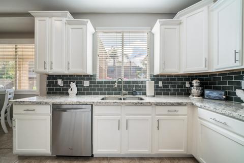 869 E Oakland St, Gilbert, AZ 85295 photo 9