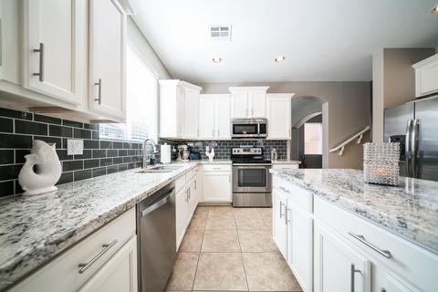 869 E Oakland St, Gilbert, AZ 85295 photo 11