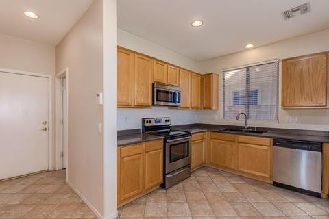 1107 S Hazel St, Gilbert, AZ 85296 photo 5