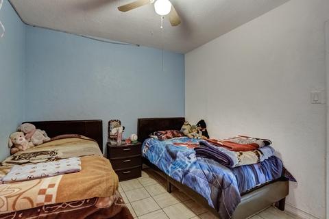 1805 E Oak St, Phoenix, AZ 85006 photo 8