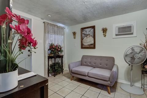 1805 E Oak St, Phoenix, AZ 85006 photo 11