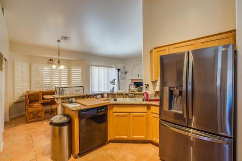 2885 E Superstition Dr, Gilbert, AZ 85297 photo 16