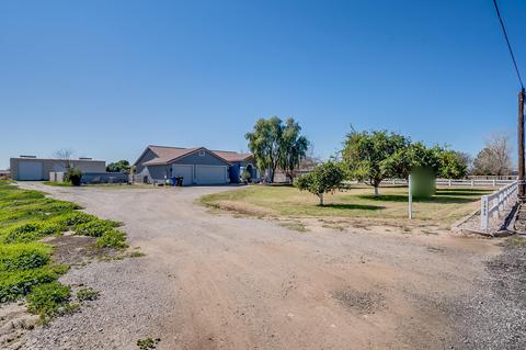 2885 E Superstition Dr, Gilbert, AZ 85297 photo 1