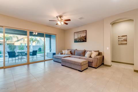 4520 E Jones St, Gilbert, AZ 85295 photo 31