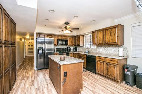 944 E 8th Pl, Mesa, AZ 85203 photo 3