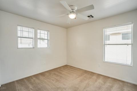 1443 S Pheasant Dr, Gilbert, AZ 85296 photo 4