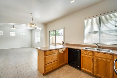 1443 S Pheasant Dr, Gilbert, AZ 85296 photo 14