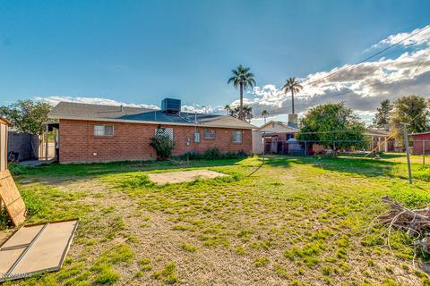 1822 E Lynne Ln, Phoenix, AZ 85042 photo 12