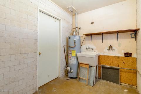 1822 E Lynne Ln, Phoenix, AZ 85042 photo 11