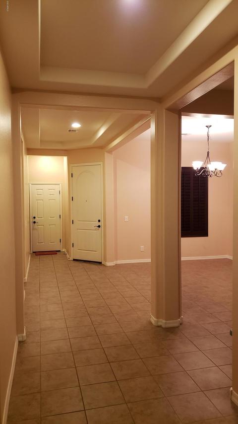 2892 E Palmdale Ln, Gilbert, AZ 85298 photo 4