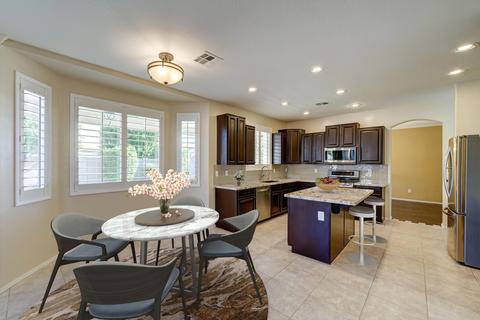 2277 S Porter St, Gilbert, AZ 85295 photo 4