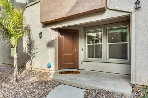 2011 N 77th Dr, Phoenix, AZ 85035 photo 2