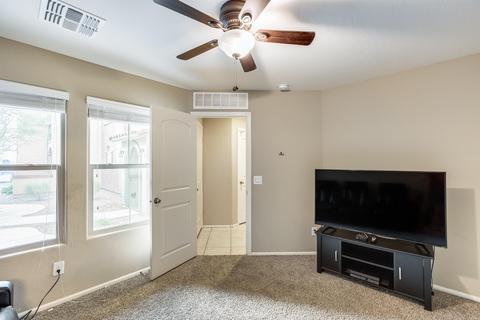 2011 N 77th Dr, Phoenix, AZ 85035 photo 5