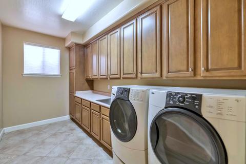 410 E Desert Wind Dr, Phoenix, AZ 85048 photo 26