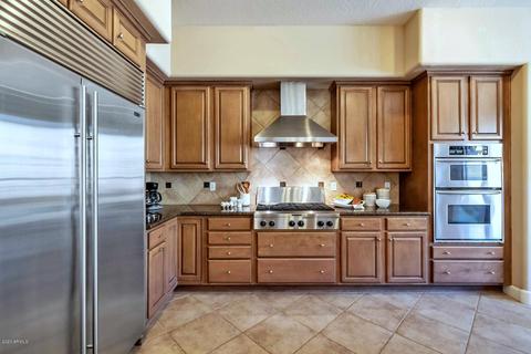410 E Desert Wind Dr, Phoenix, AZ 85048 photo 11
