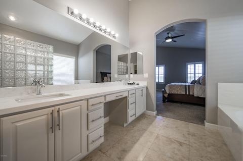 9006 S 10th Dr, Phoenix, AZ 85041 photo 26
