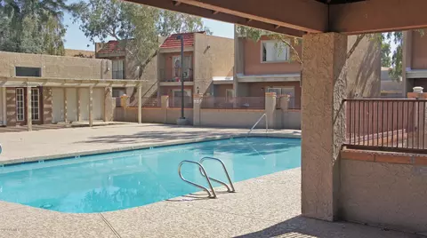 2813 E Paradise Ln, Phoenix, AZ 85032 photo 5