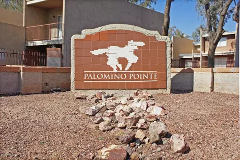 2813 E Paradise Ln, Phoenix, AZ 85032 photo 1