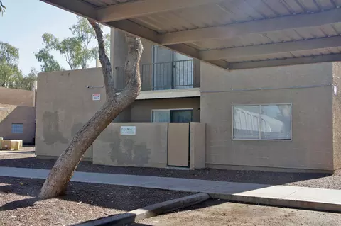 2813 E Paradise Ln, Phoenix, AZ 85032 photo 10