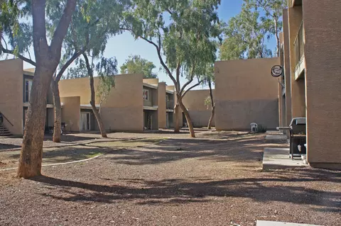 2813 E Paradise Ln, Phoenix, AZ 85032 photo 14