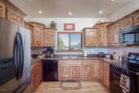 2352 Hellcat Cir, Overgaard, AZ 85933 photo 22