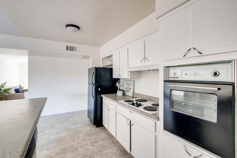 1644 E Broadmor Dr, Tempe, AZ 85282 photo 12